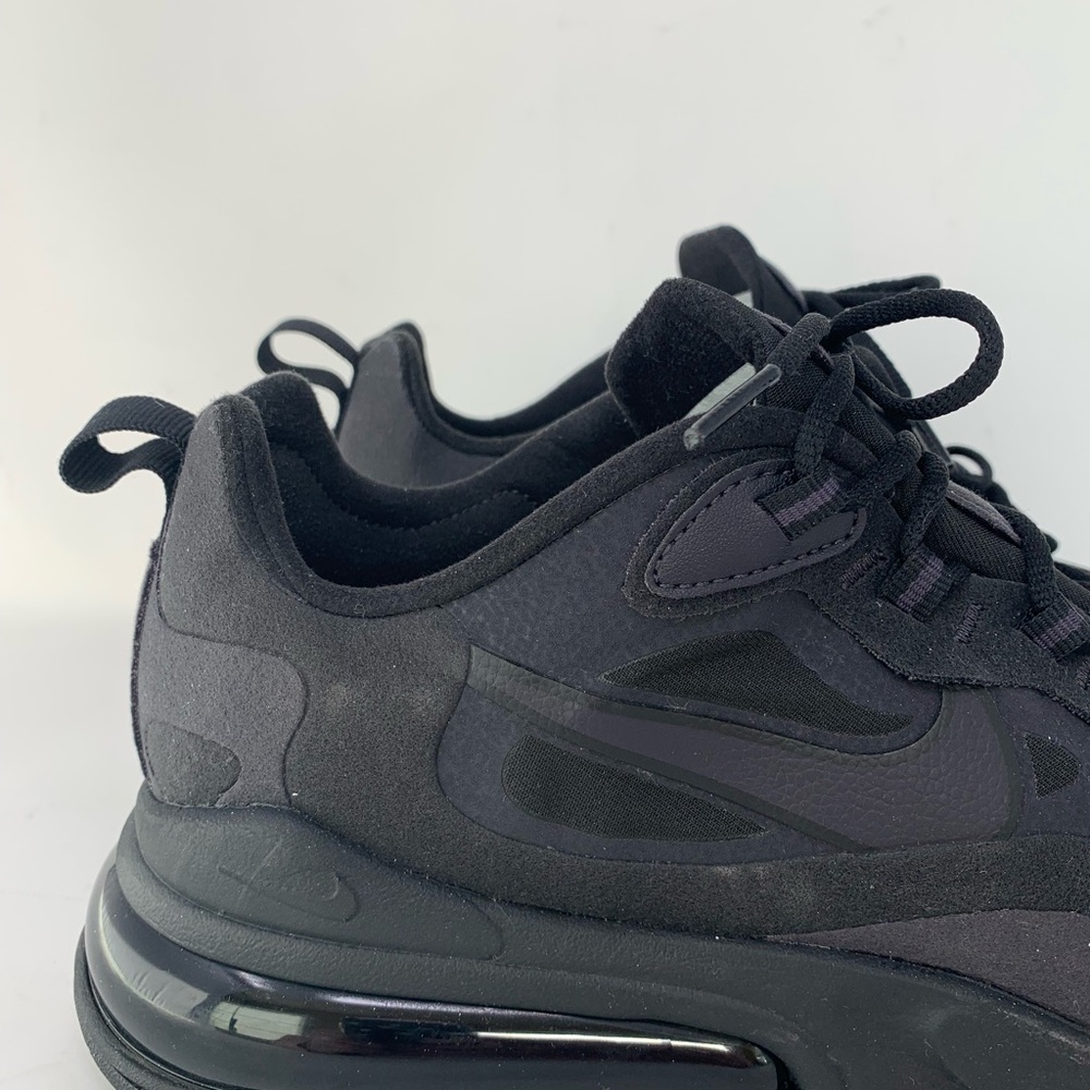 Nike Air Max 270 React MENS 8.5US Black Sneakers - Picture 2 of 8